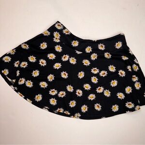 Forever 21 Cute Floral Skirt